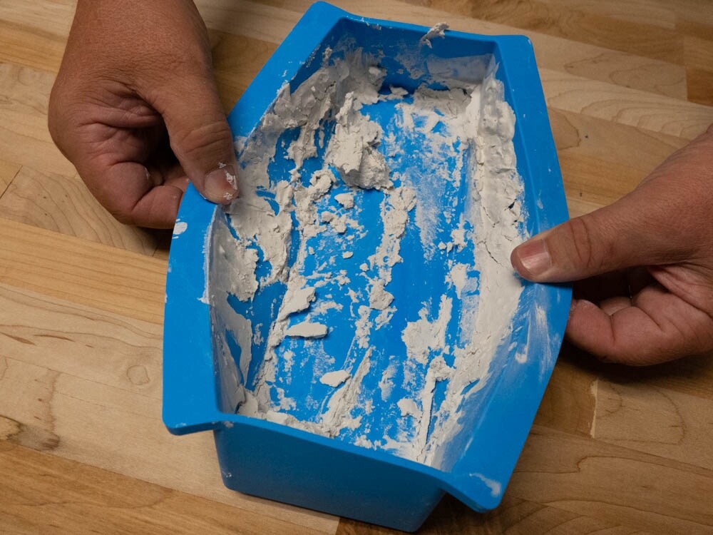 MUDFLEXTOOLS 10.5” Ez Clean Flexible Drywall Mud Pan Soft Silicone Non Stick