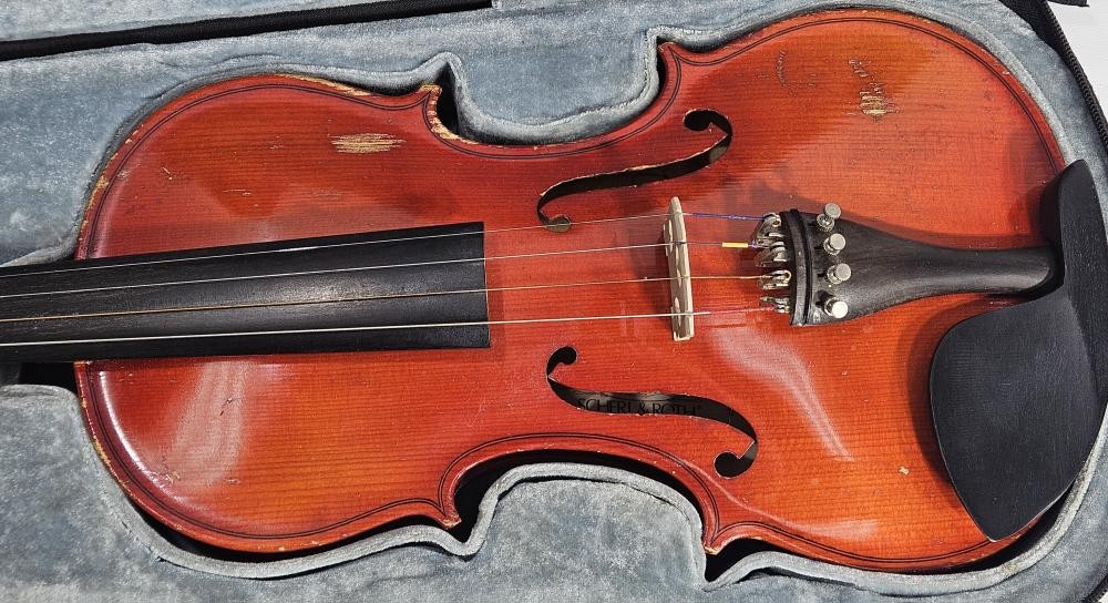 SCHERL & ROTH VIOLIN W/CASE 1/2 (P14023393)