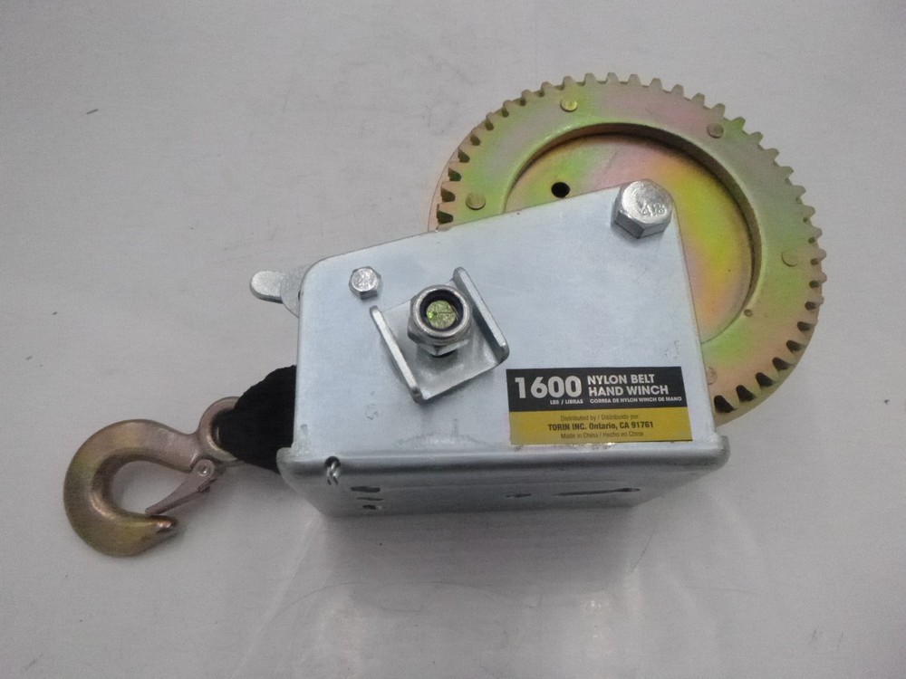 Torin Winch Nylon Hand Strap 1600LBS  32 Feet Missing Handle
