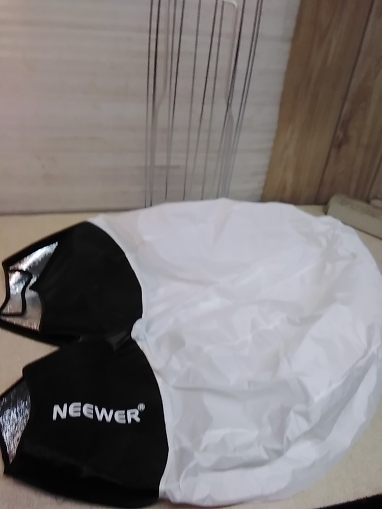 Neewer 26"/ 65CM Latern Softbox Diffuser