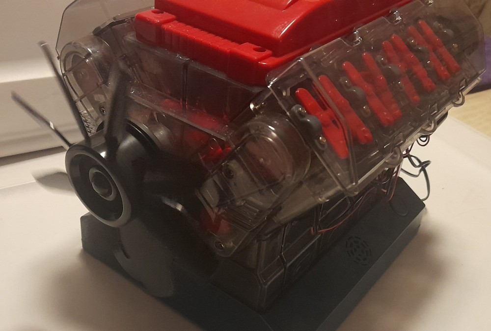 Build Your Own V8 Combustion Engine Model Kit - Engaging STEM Experience