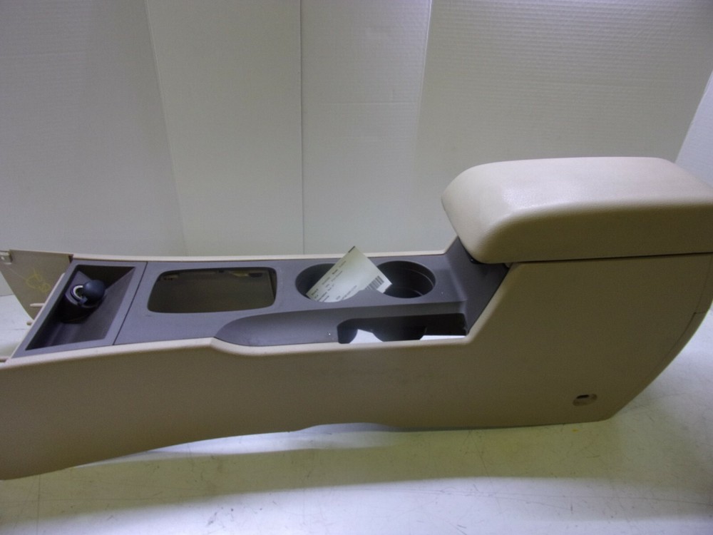 FORD FUSION 2006 Front Console floor