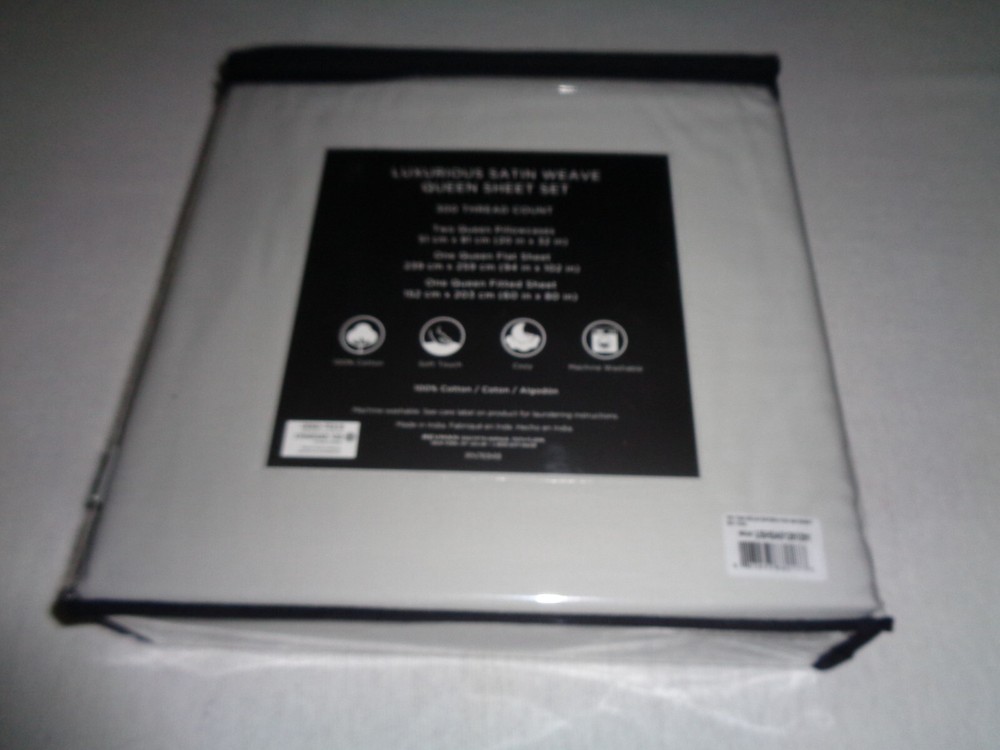 VERA WANG SOLID SATEEN QUEEN Sheet Set 100% Cotton - Light gray