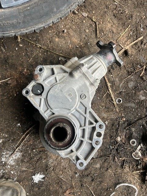 Transfer Case AWD Fits 21-24 K5 573065