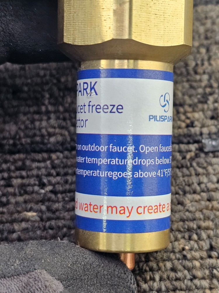 Pilispark Outdoor Faucet Freeze Protector Automatic Temperature-Sensitive Valve