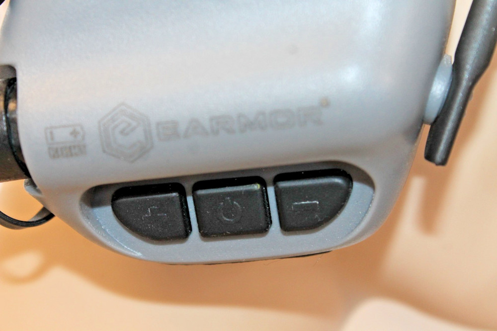 Earmor Electronic Ear Muffs w/ Gel Earpads & AUX Input