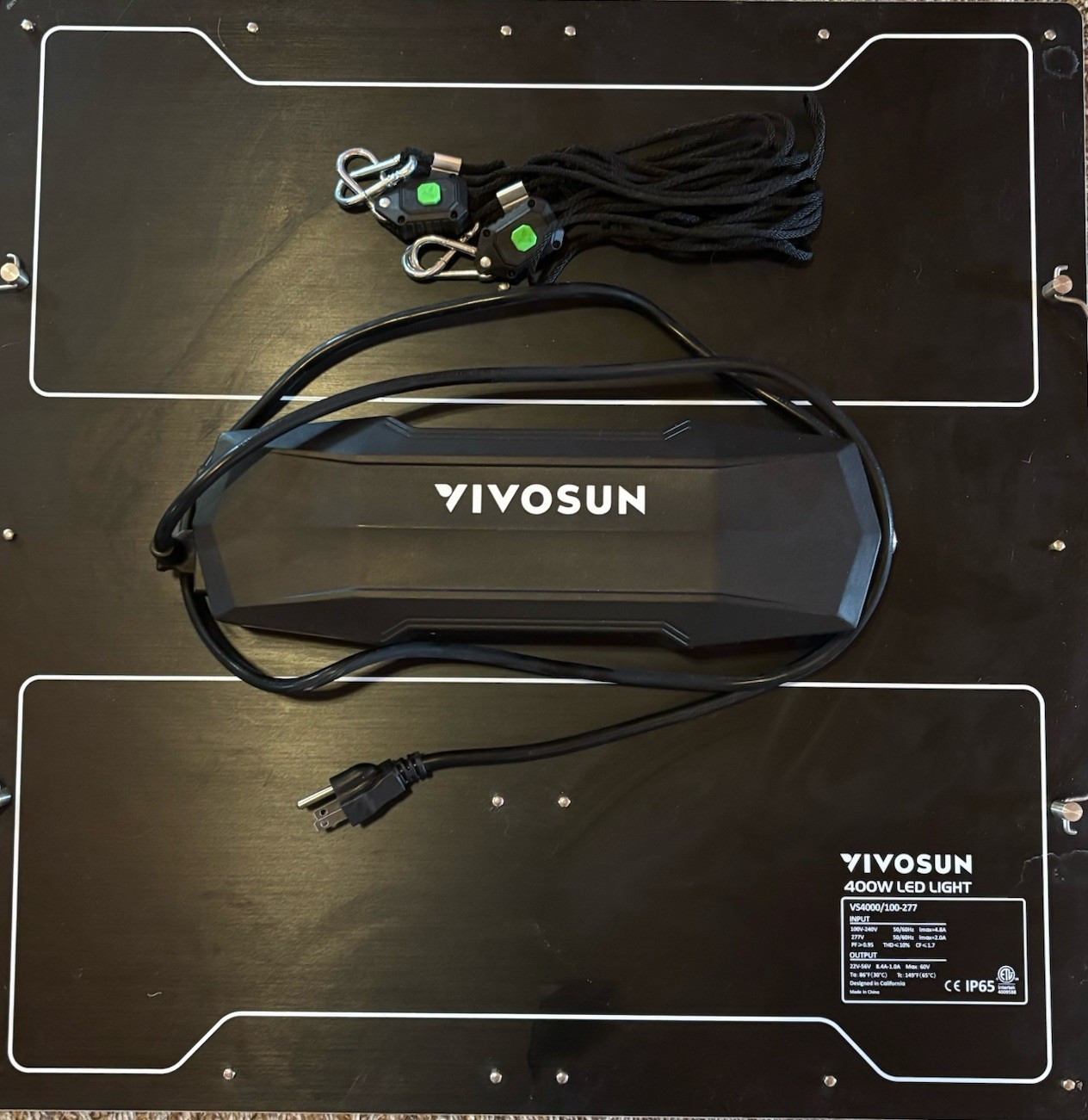 VIVOSUN VS4000 LED Grow Light Full Spectrum Dimmable 400 Watt