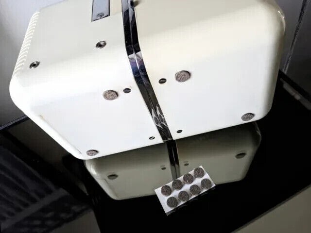 BRIONVEGA TS 502 RADIO CUBE FELT ORIGINAL SCRATCH RESISTANT