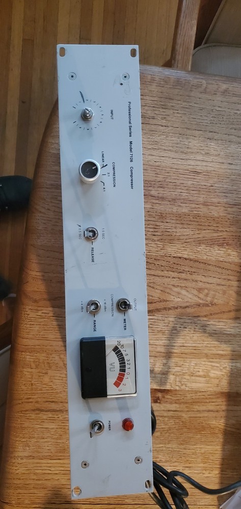 vintage JBL Professional Series Model 7126 Compressor