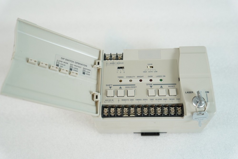 1PC KEYENCE LK-2101 Displacement Controller+LK-081 Laser Sensor+ Cable