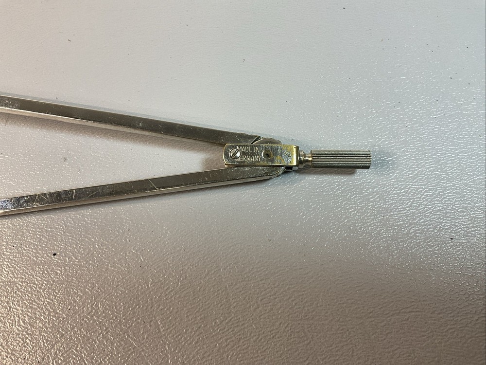 Professional Compass for Woodworking and Geometry - Precision Drawing Tool ((989
