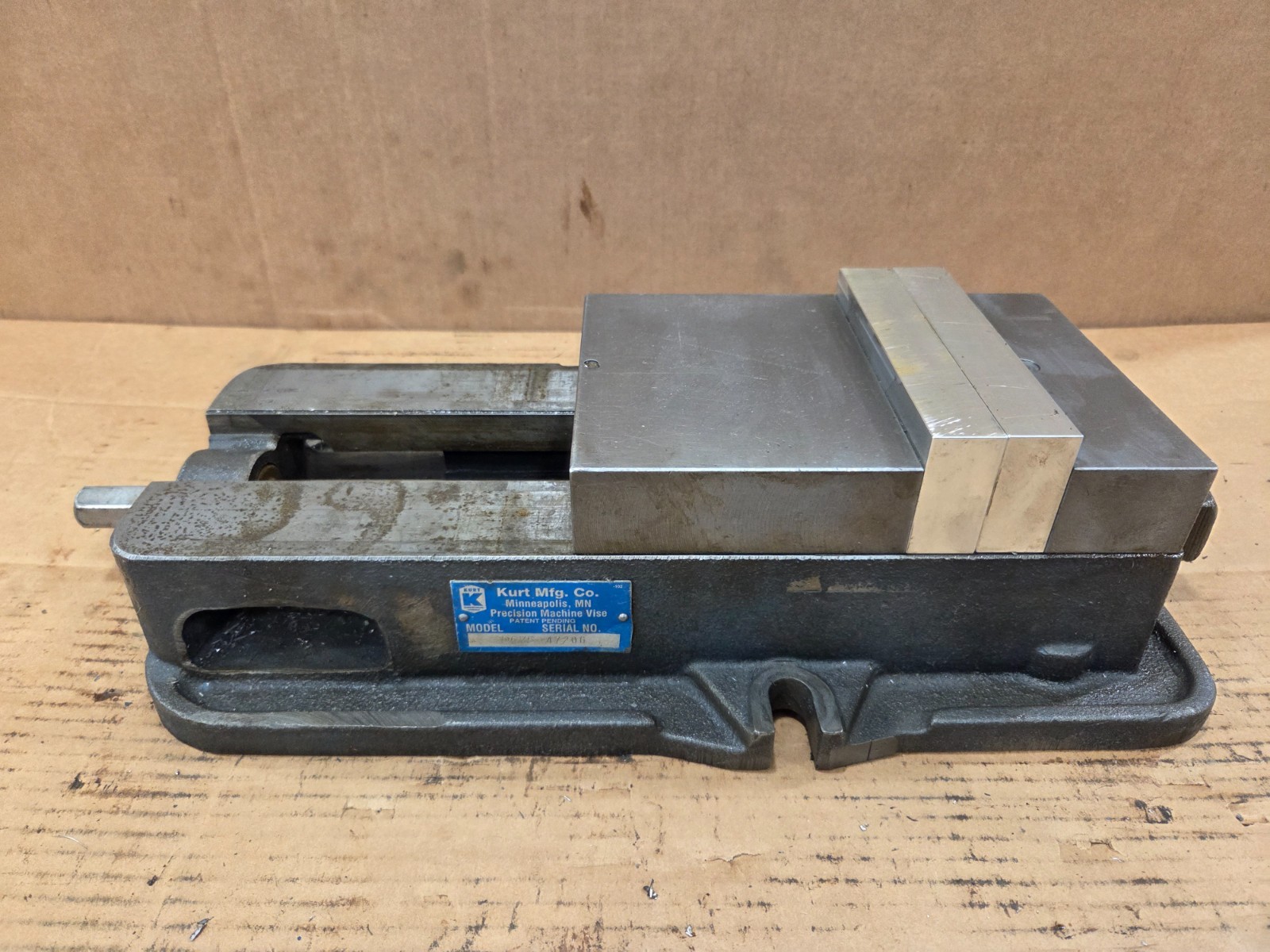 6" Kurt D675 AngLock Milling Machine Vise 7.5" Capacity GE6
