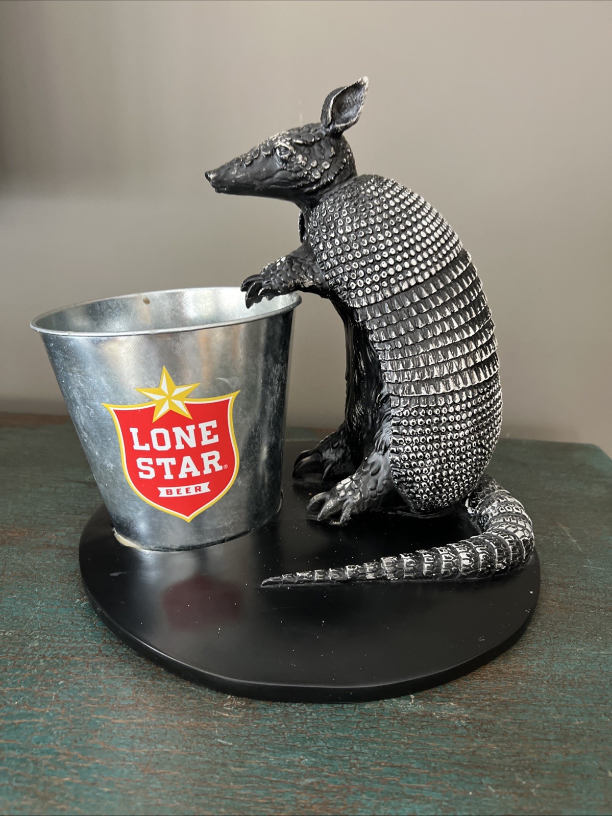 VTG. 1970s LONE STAR BEER ARMADILLO ICE BUCKET BACK BAR ADVERTISING DISPLAY RARE
