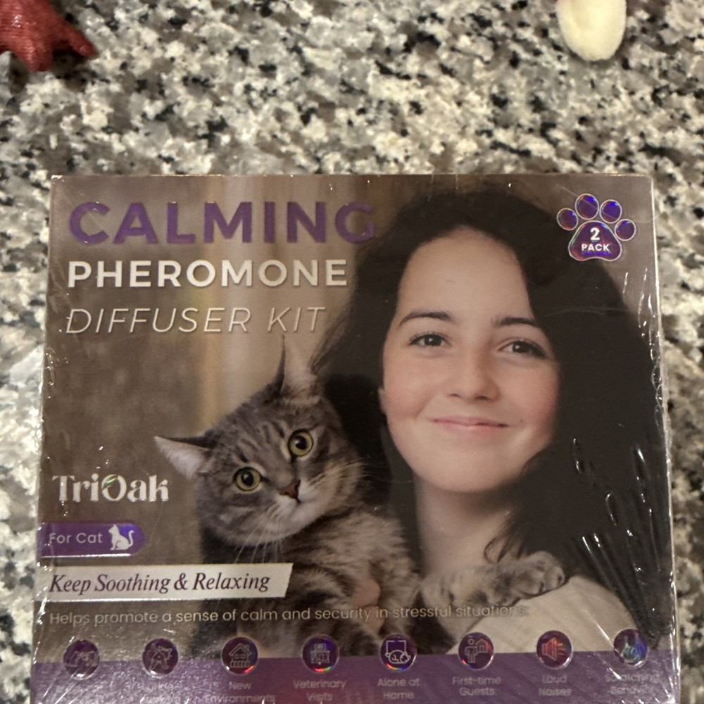 TriOak Cat Calming Diffuser Kit Feline Anxiety Relief Pheromone Kit 2 Diffusers