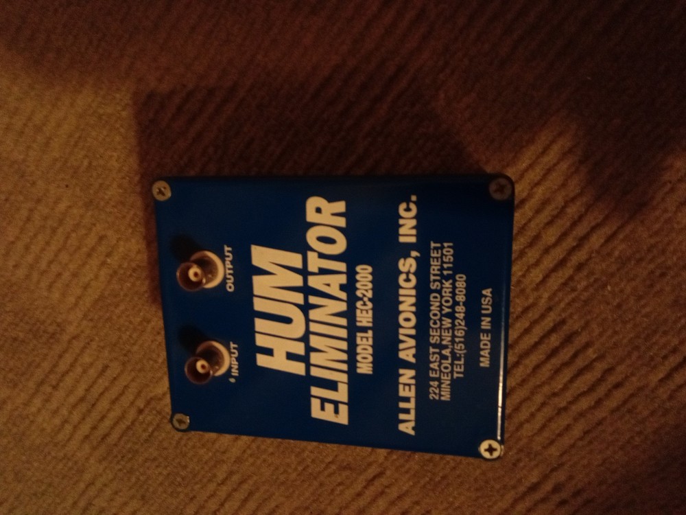 Allen Avionics HEC 2000 - Hum eliminator