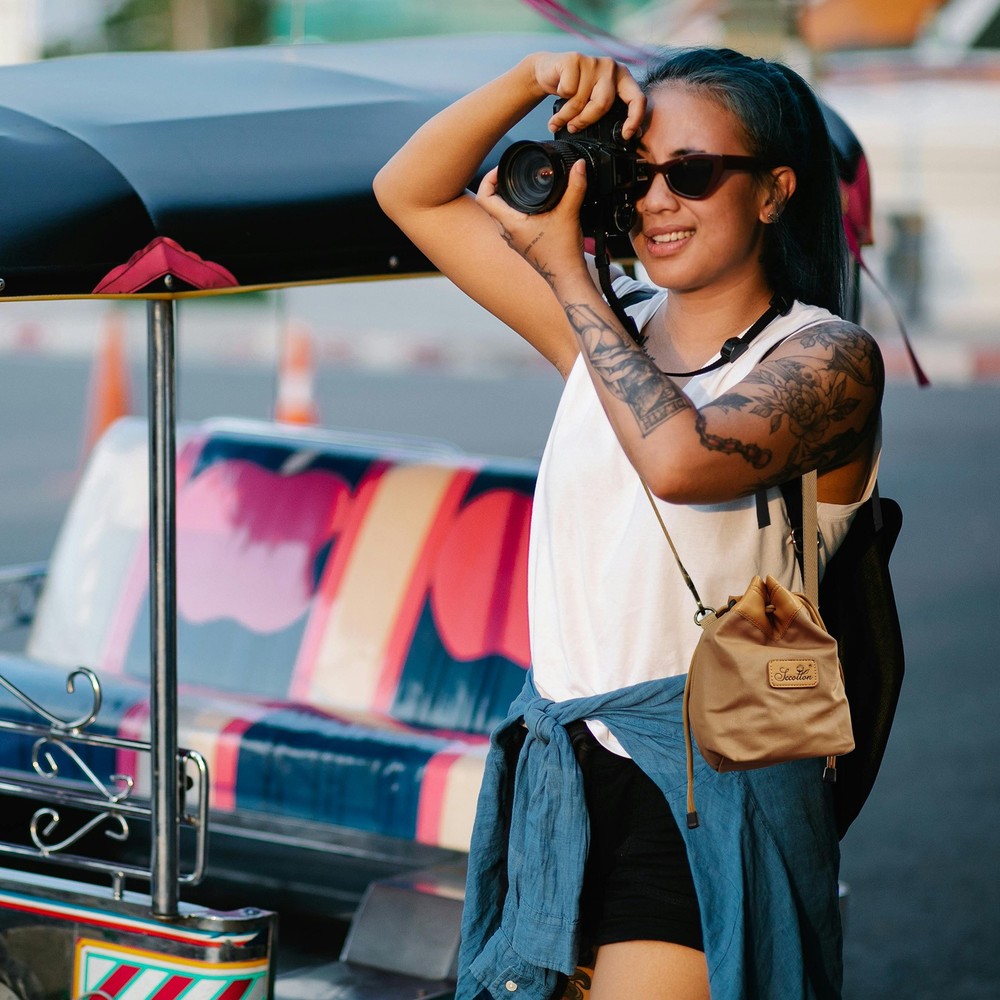 Soft Camera Bag, L Size Camera Drawstring Shoulder Bag with Hand Strap, Blue