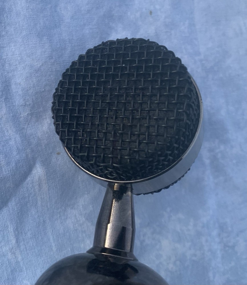 Blue Microphones Spark SL Large Studio Condenser Microphone - Black