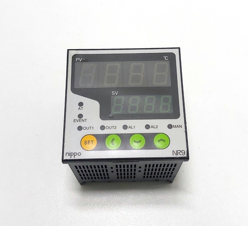 Nippo NR9-MNPPNNNPW Temperature Controller B2912-1559
