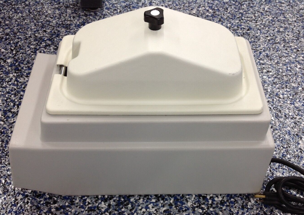 Baxter Durabath Water Bath, Model W2975-6, Tested Working