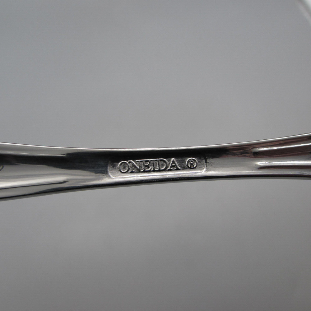 Oneida Stainless Flatware - BOUTONNIERE - 5pc Serving Set New