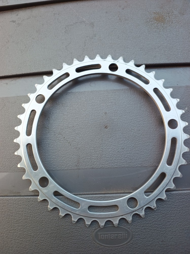 Campagnolo chainring - 42 teeth