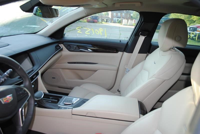 BOLT 2018 Camera/Projector 681062