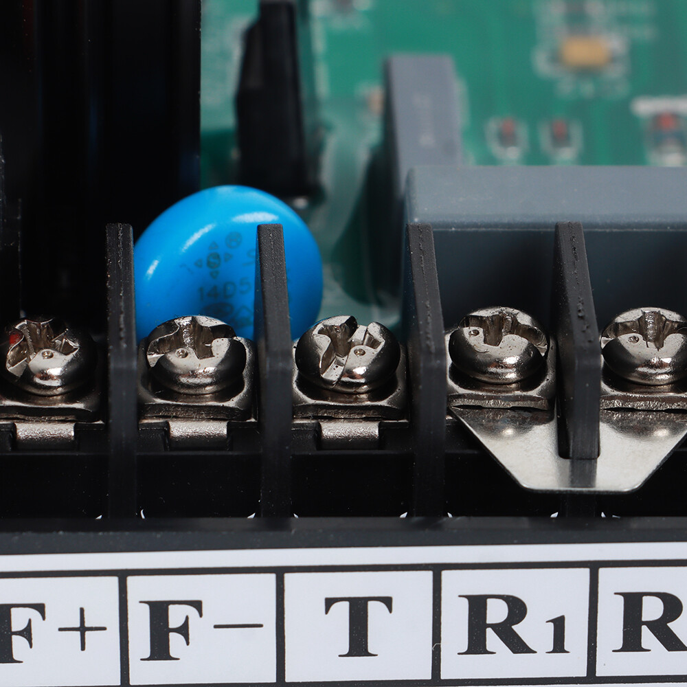 Universal Automatic Voltage Regulator AVR GAVR-15A Generator 15A 220V