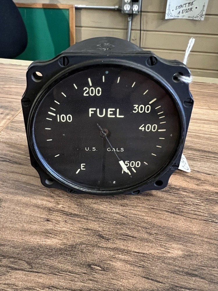 C-54 Skymaster Indicator Fuel Quantity Liquidometer 0-500 Gallons