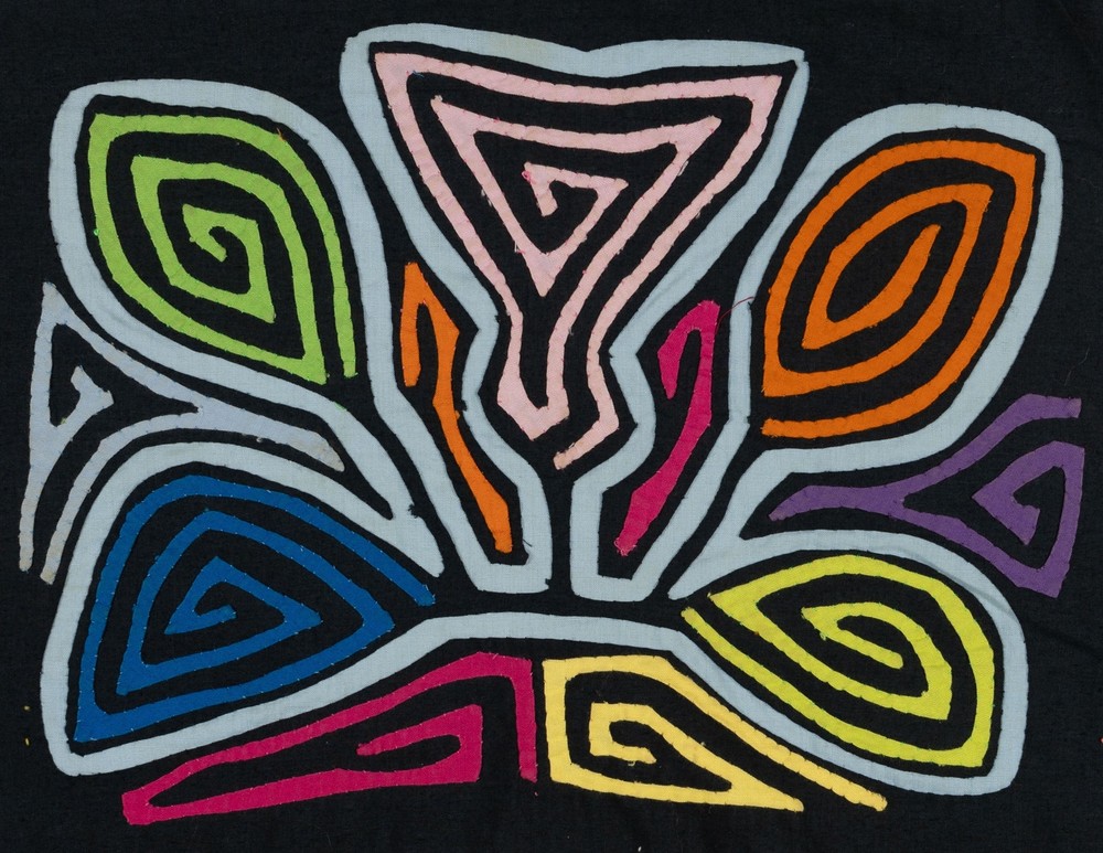Multi-Color Flower Bloom Mola