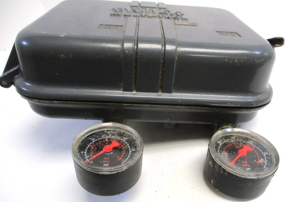 FISHER CONTROLS, 2506, MULTI-TROL RECEIVER CONTROLLER, WEATHERED / SURPLUS