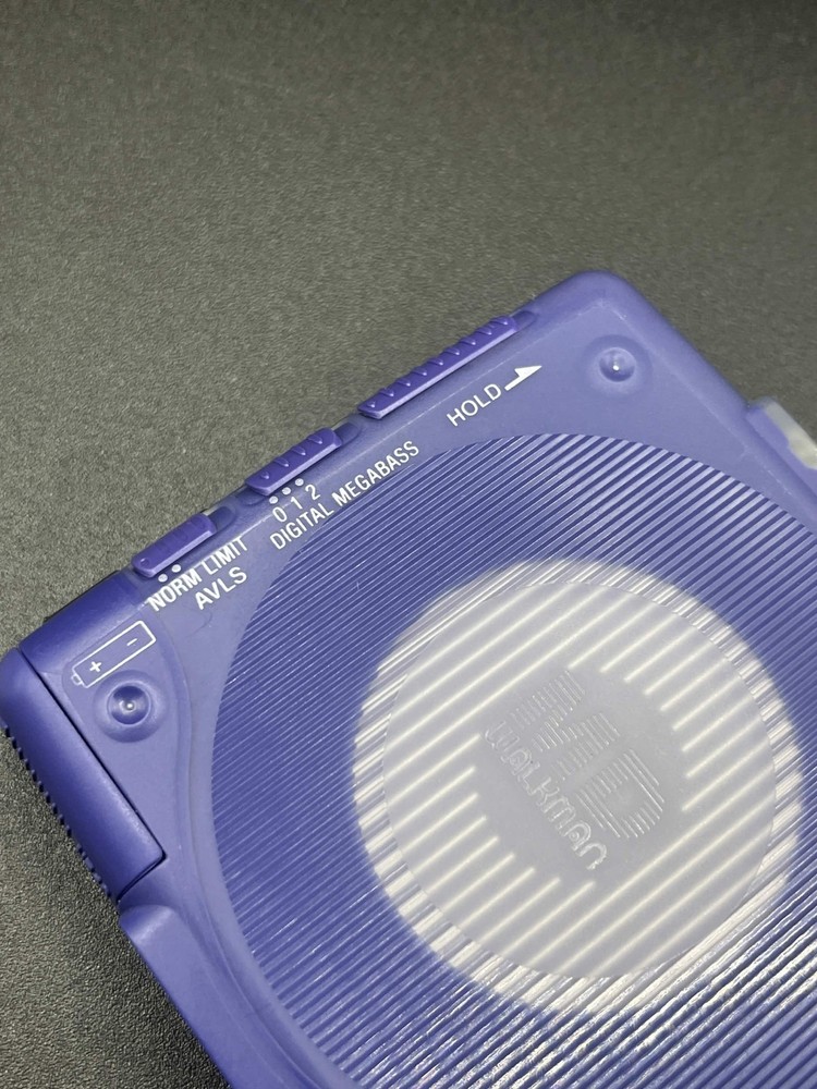 SONY MZ-E80 MD Walkman Portable Minidisc Player Blue - Working