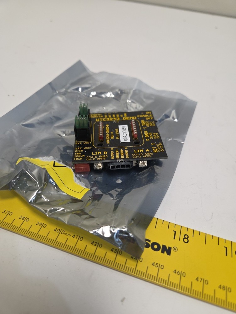 Wavelength Electronics WTC3293-00600-B Evaluation Board Version B (Board Only)