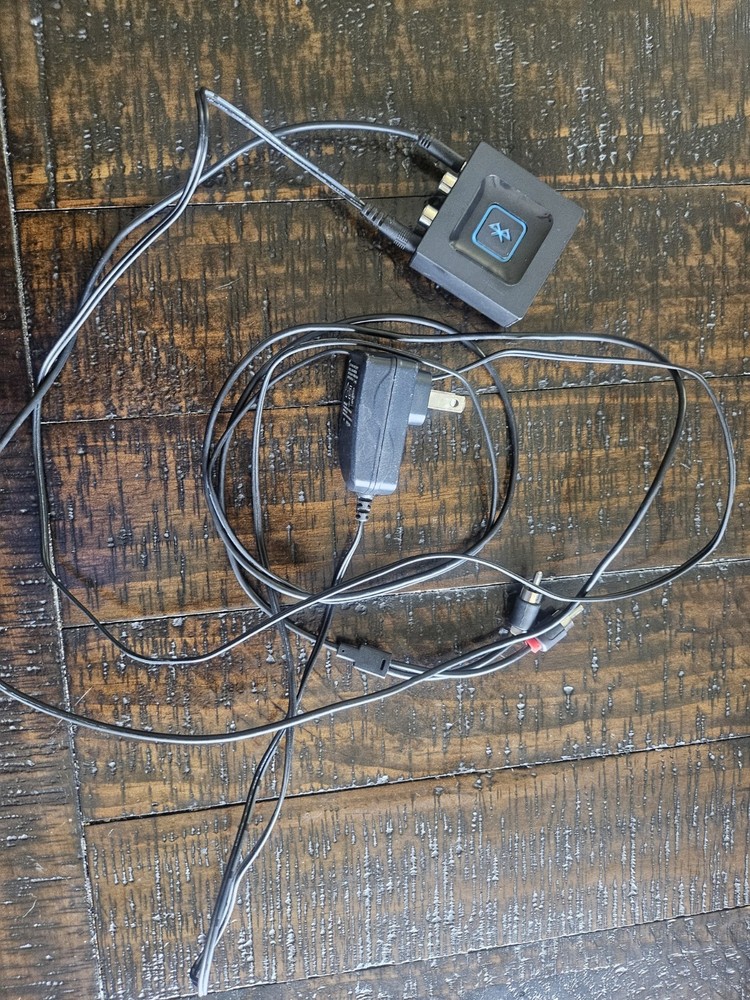 Esinkin Bluetooth Audio Adapter for Music Streaming  Wireless Bluetooth Adapter