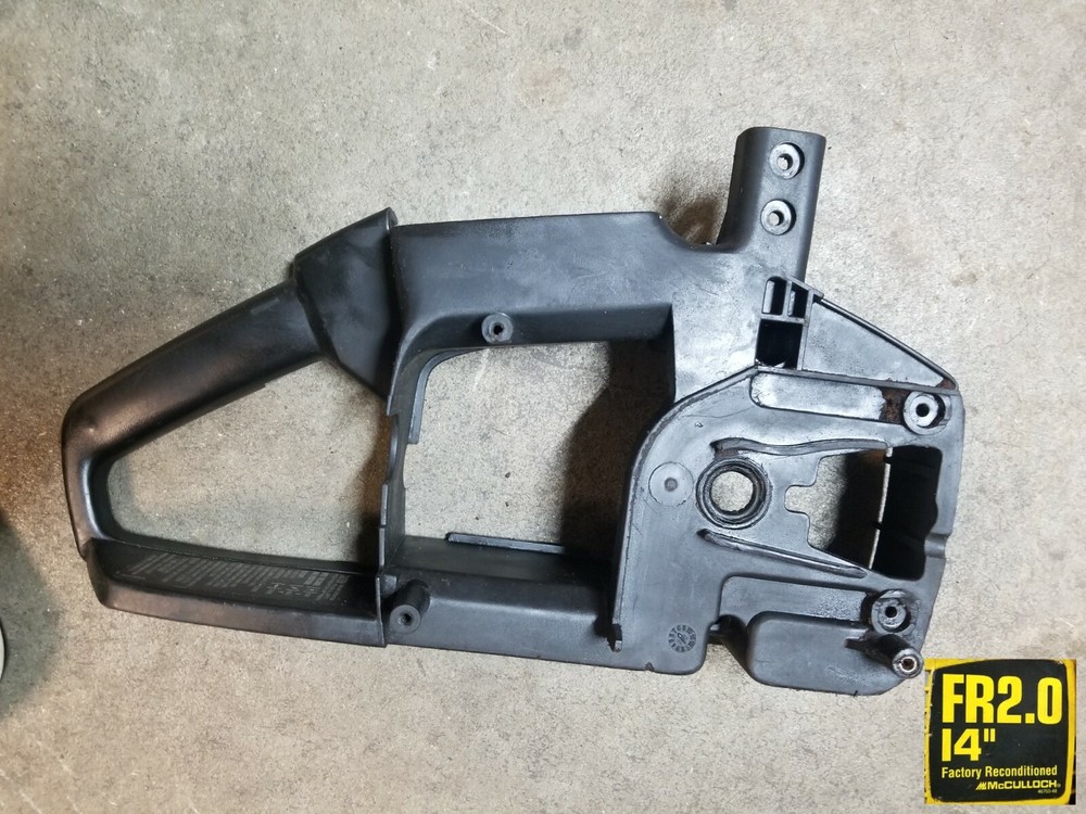 MCCULLOCH  CHAINSAW CASE SIDE A