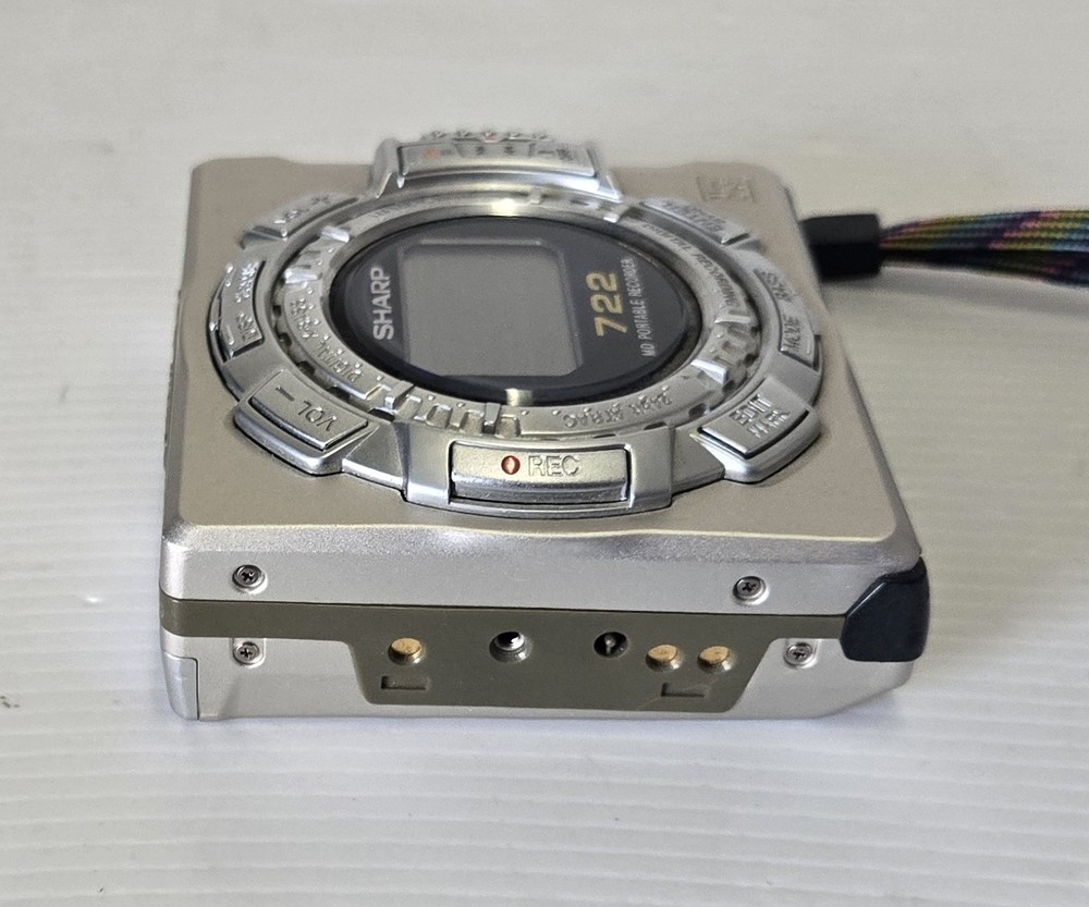 Sharp MD-MS722 Portable Minidisc MD Player Recorder Working