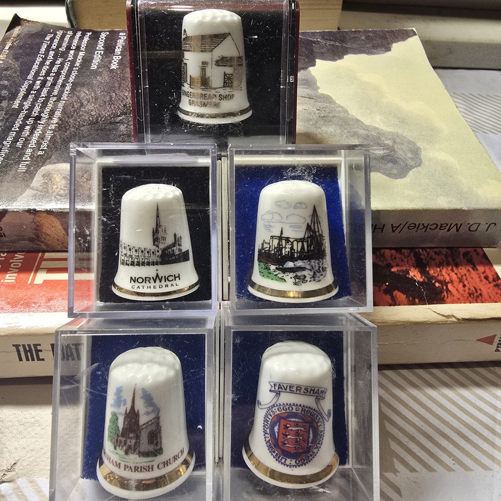5 Assorted Vintage Thimbles Novelty Unique