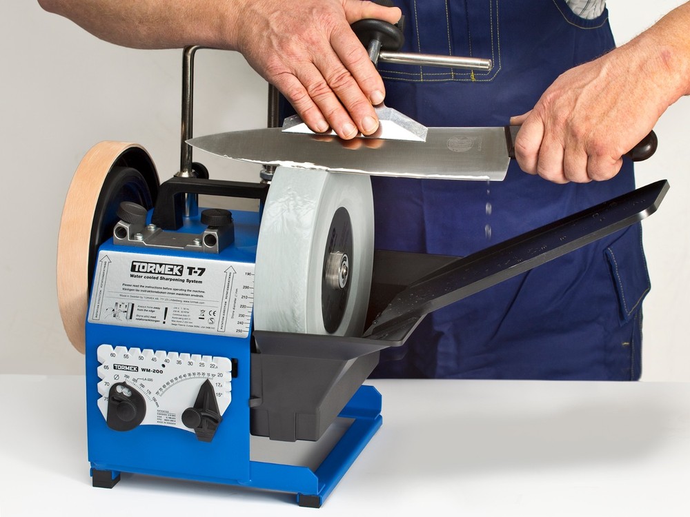 TORMEK T-8 Sharpening System with Chef's Package -includes Knife & Scissors Jigs