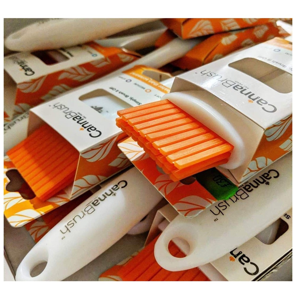 Cannabrush Trimming Hand Tool