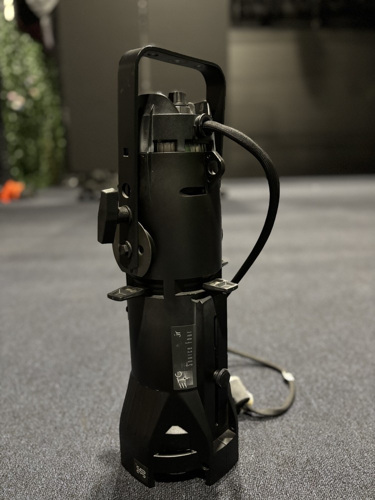 ETC Source 4 Jr 36 degrees