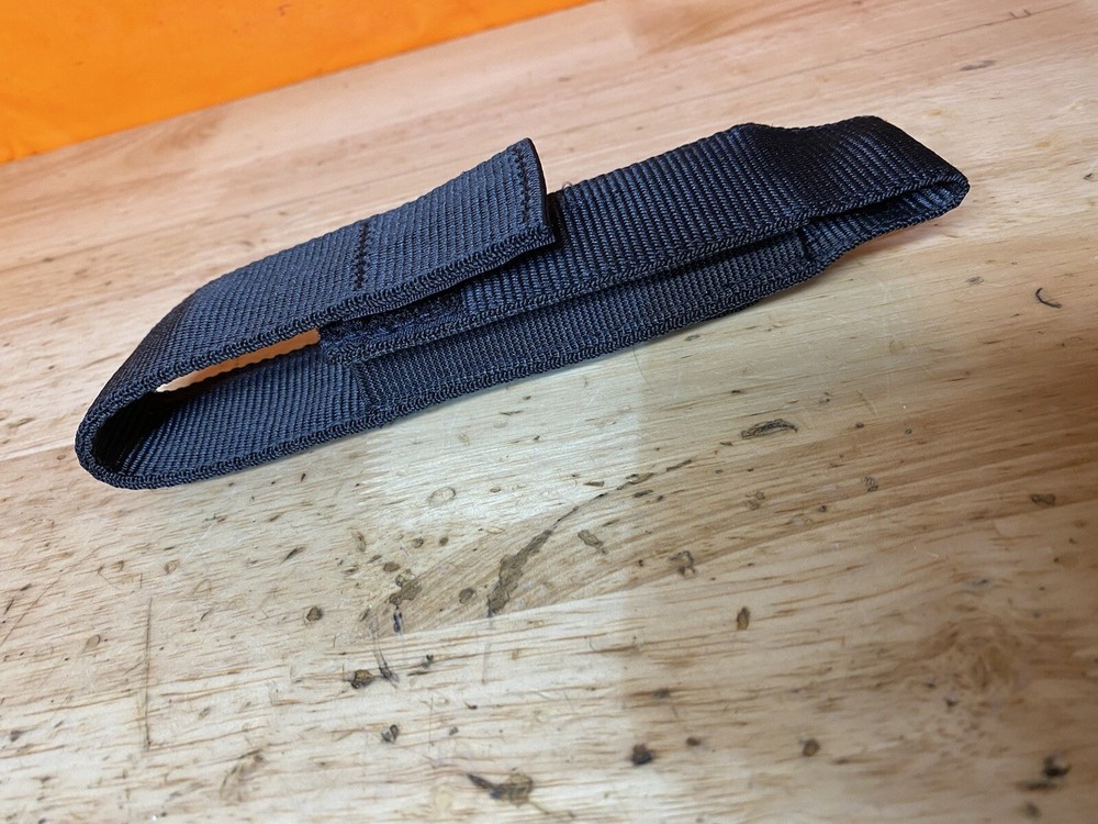 Tactical Flashlight Pouch