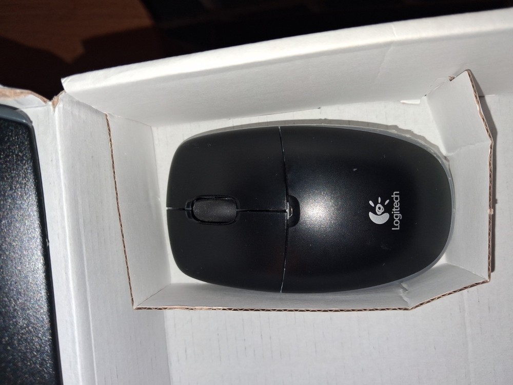 Logitech MK300 Wireless Desktop Keyboard Mouse Replacement, No Receiver New/Ope