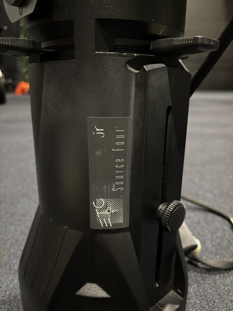 ETC Source 4 Jr 36 degrees