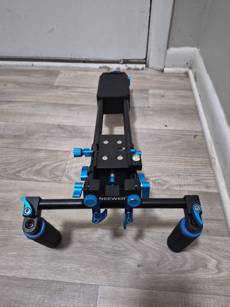Neewer Camera Shoulder Rig