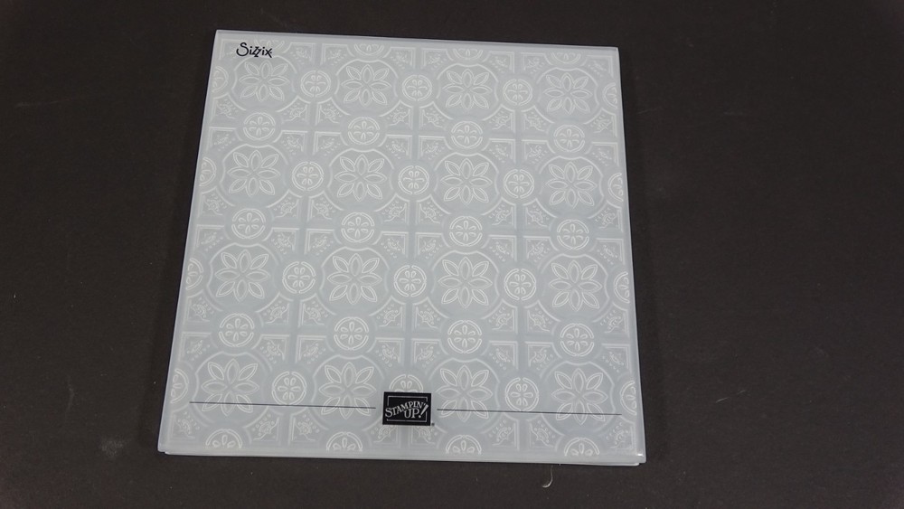 Sizzix Big Shots Embossing Folder Tin Tile Dynamic 147906
