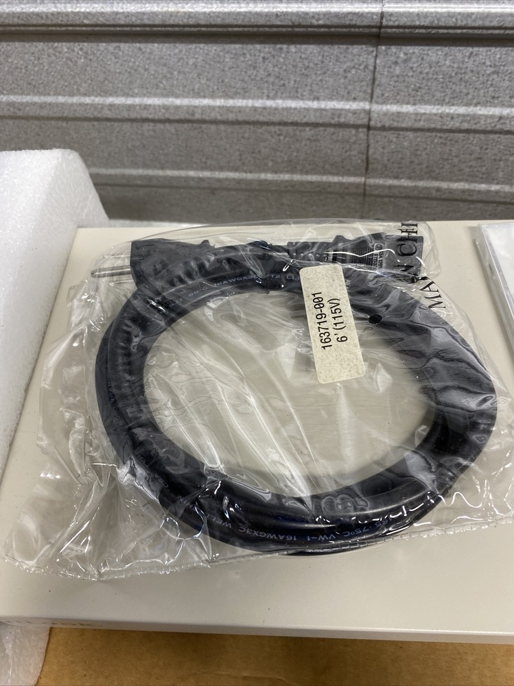 APEX Inc Outlook Model 180DX 8 Port KVM Switch Stackable