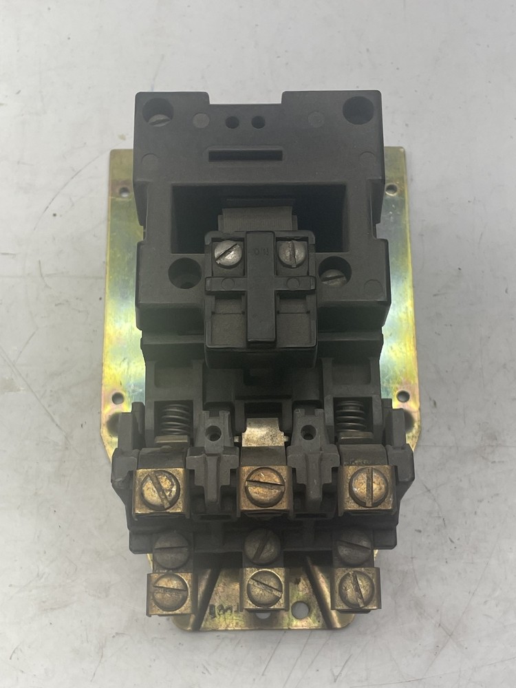 ALLEN BRADLEY 40143-003-52 STARTER UNMP