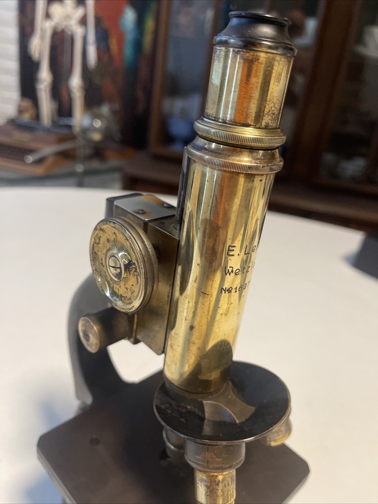 ANTIQUE ERNST LEITZ WETZLAR BRASS MICROSCOPE No 162775