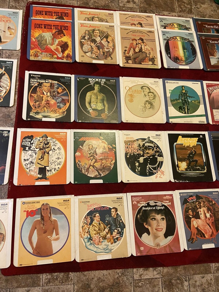 RCA Selectavision VideoDisc Player SFT W 100 System Powers On Untested + 45 DISC