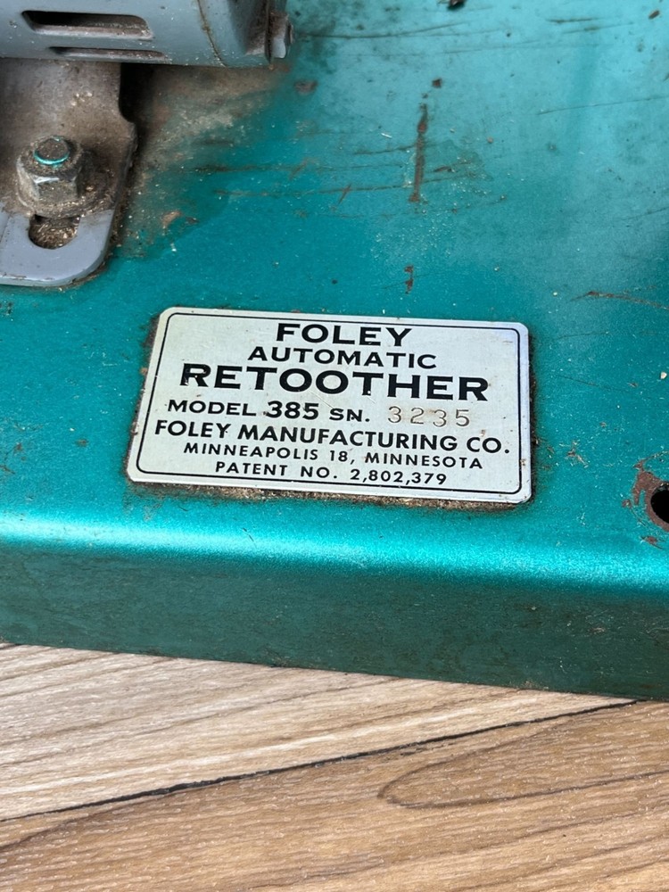 FOLEY AUTOMATIC RETOOTHER MODEL 385 . MOTOR WORKS. MISSING BELT