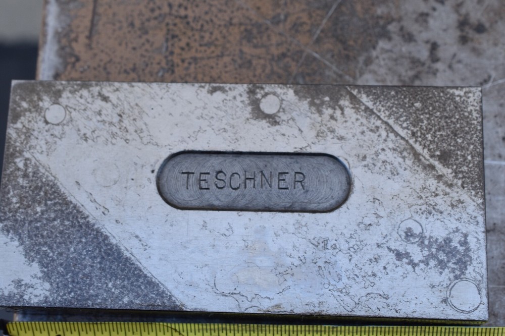 Teschner V pin block